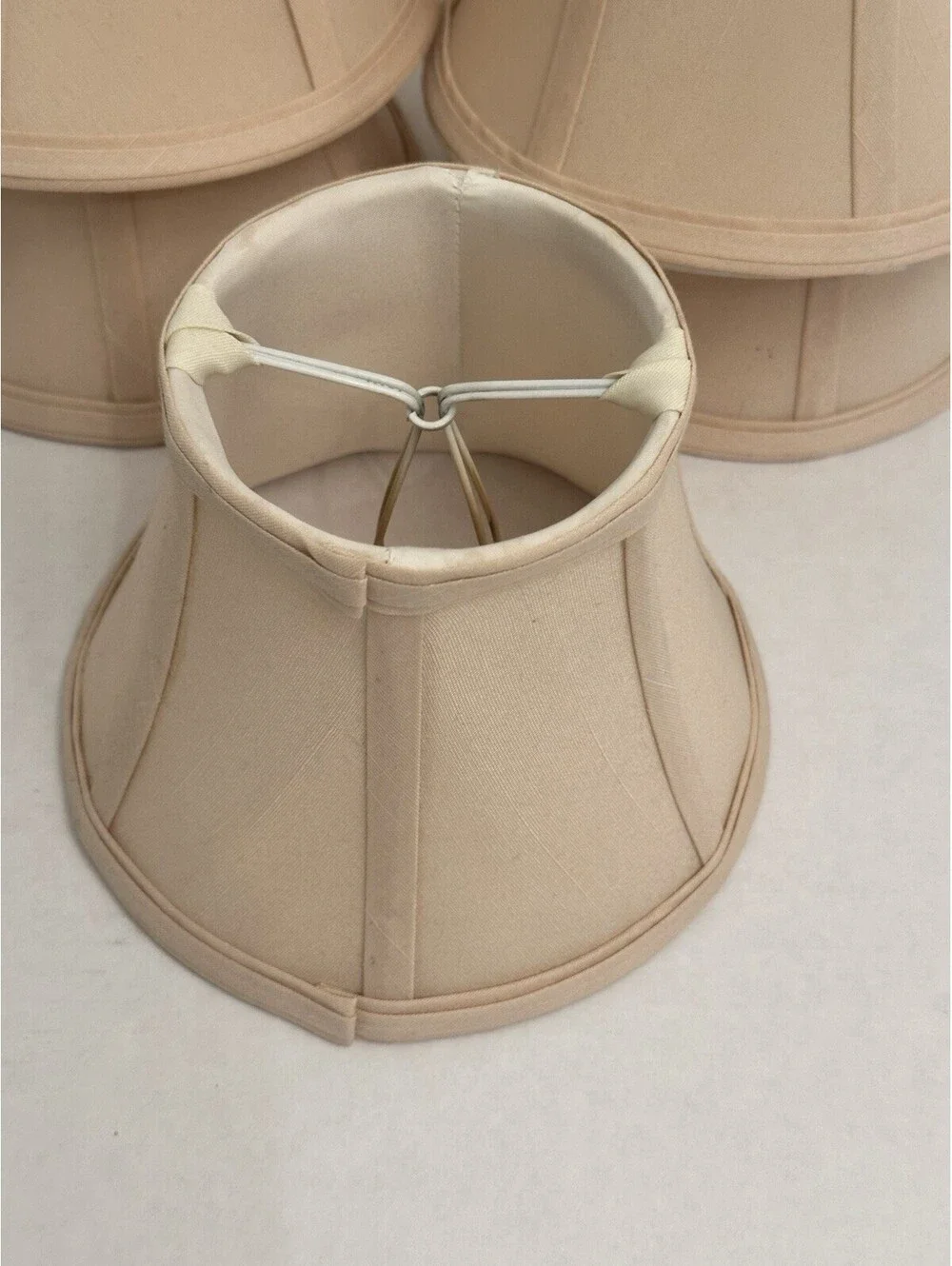 5 Lamp Shades Pair Beige Ecru Fabric 7” Bell Shape Clip On Bulbs
